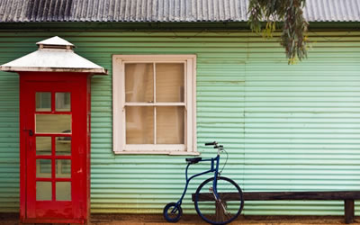 Old telephone box and bike - The Village Historic Loxton